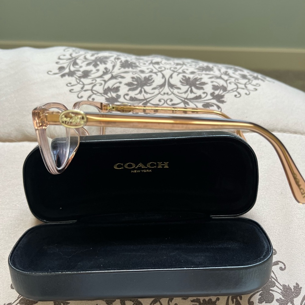 Women’s coach champagne Crystal glasses - Picture 3 of 4
